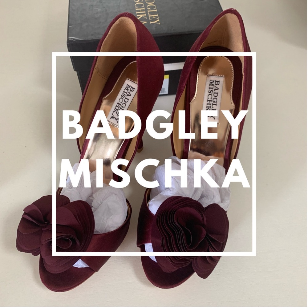 Badgley Mischka Randall Pumps